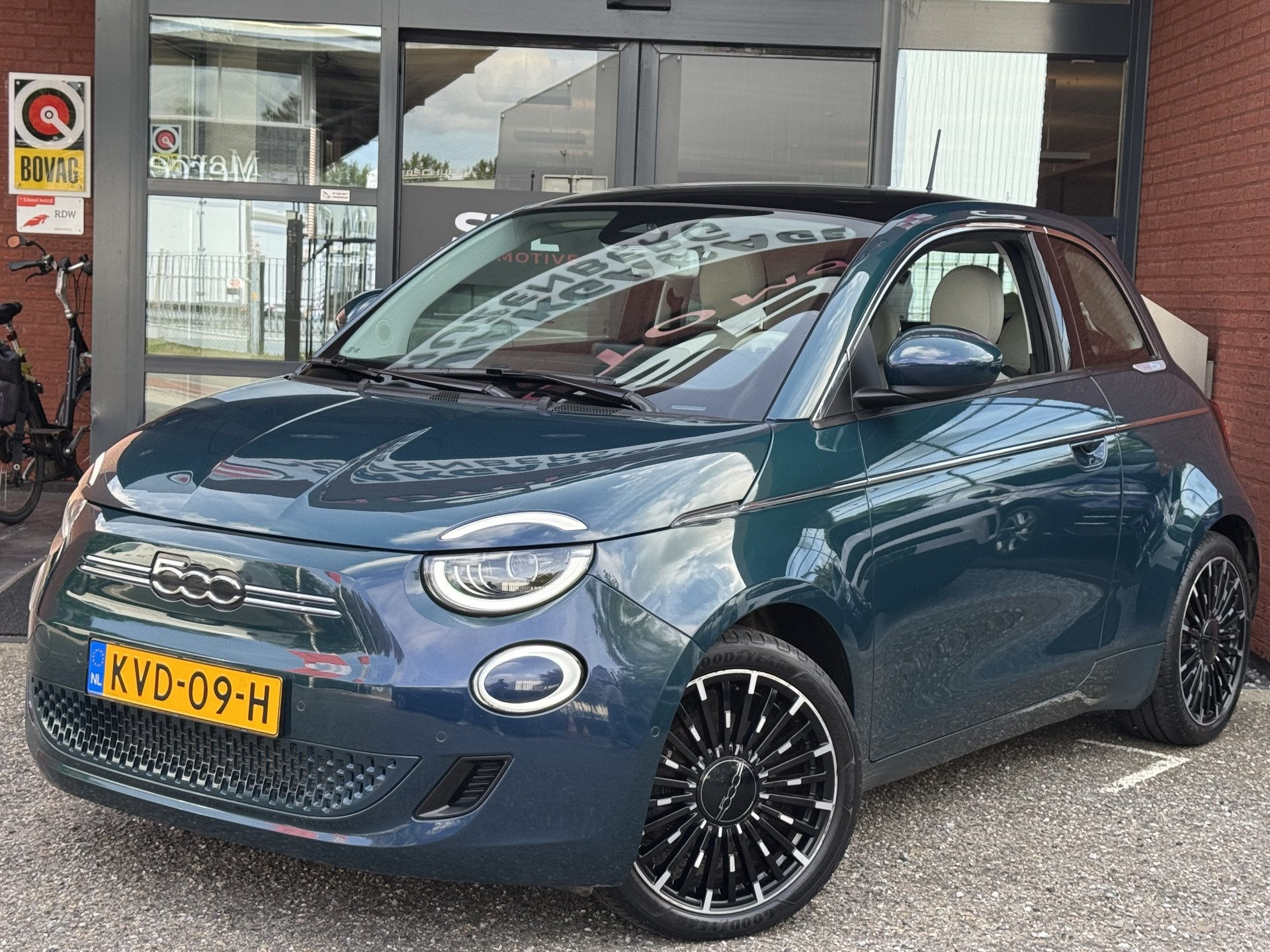Fiat 500e La Prima 42 kWh // SOH 90% // FULL LED // NAVI + C, Gebruikt, 1265 kg, Onderhoudsboekje, Financial lease