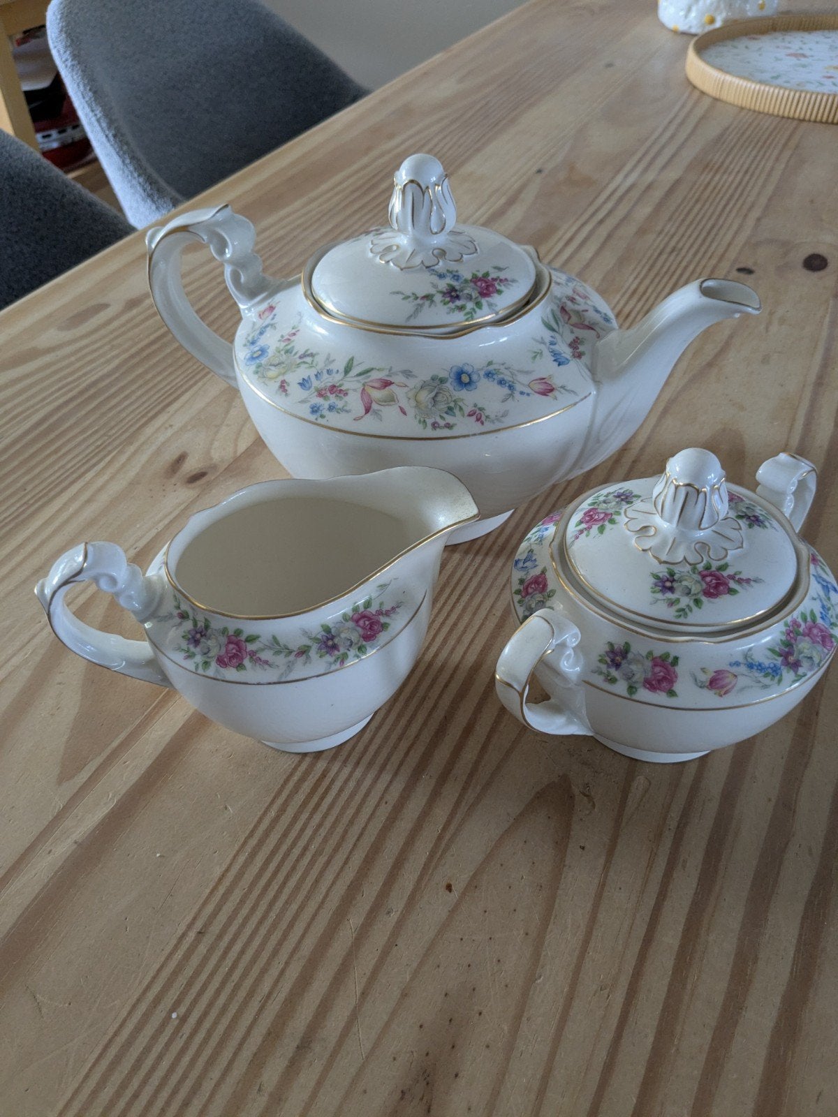 Theeservies vintage, Ophalen