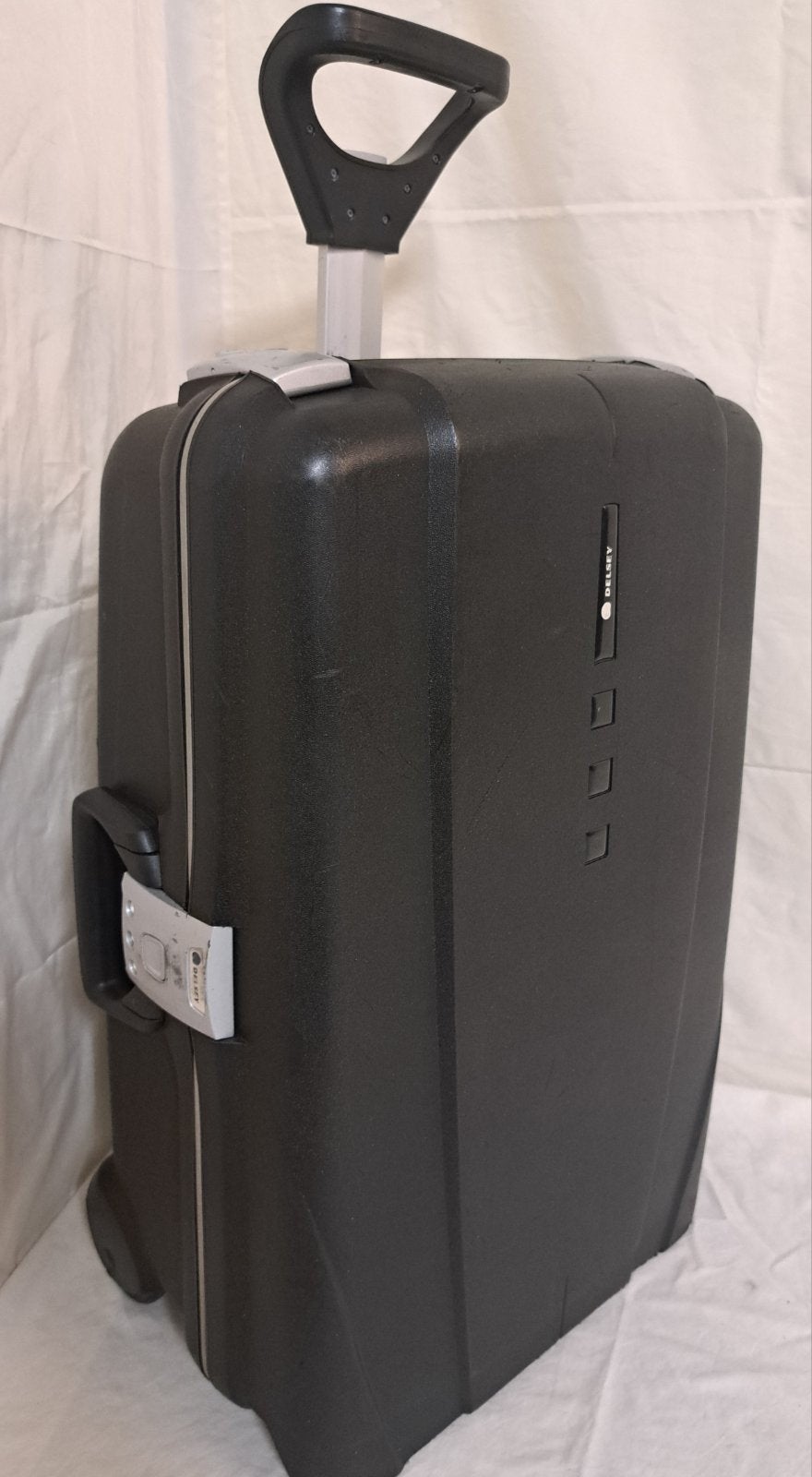 DELSEY medium koffer cijferslot
69 x 42 x 27 cm type hardcas, 60 tot 70 cm, Hard kunststof, 45 tot 55 cm, Slot
