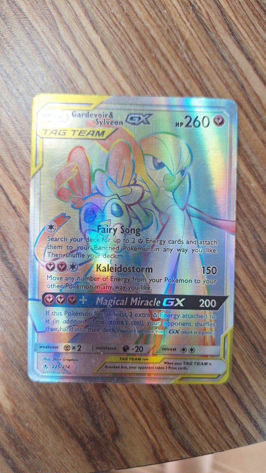Gardevoir & Sylveon Rainbow GX (225/214) 119,00 euro, Ophalen of Verzenden, Zo goed als nieuw, Losse kaart, Foil