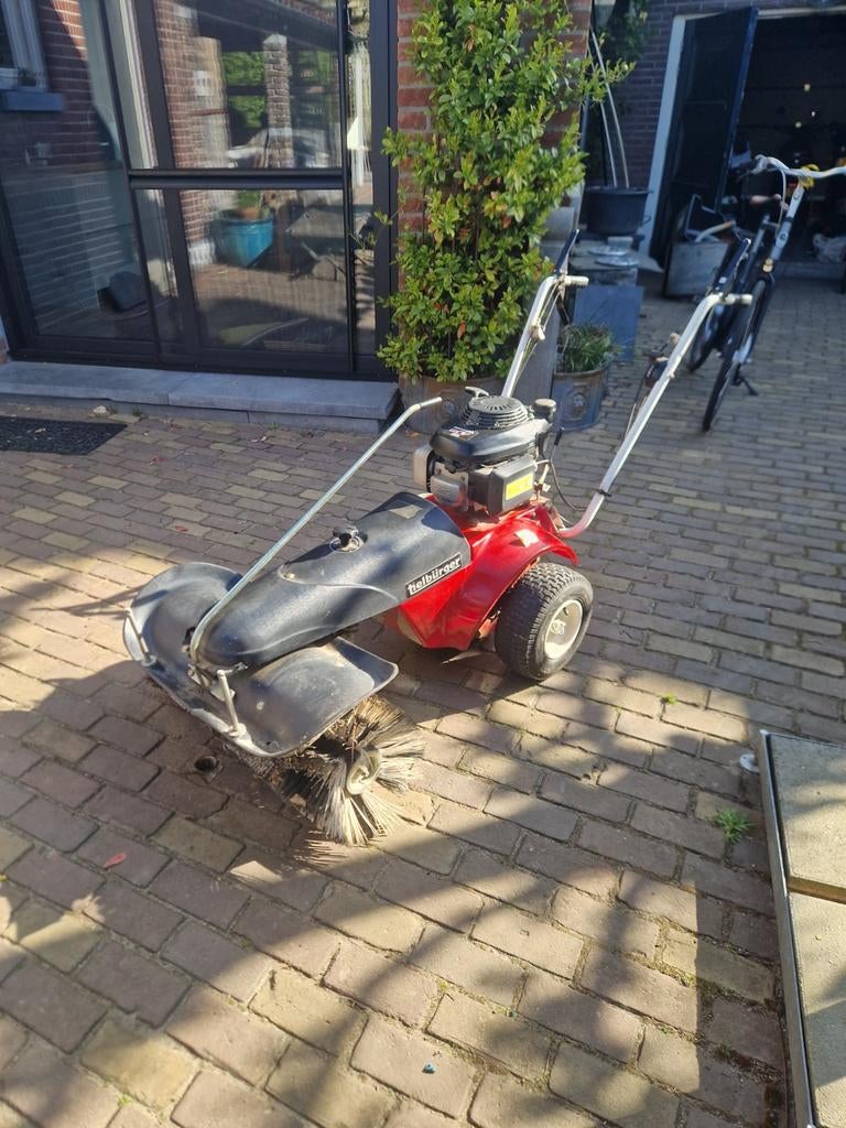 Tieleburger TK38 veegmachine, Ophalen