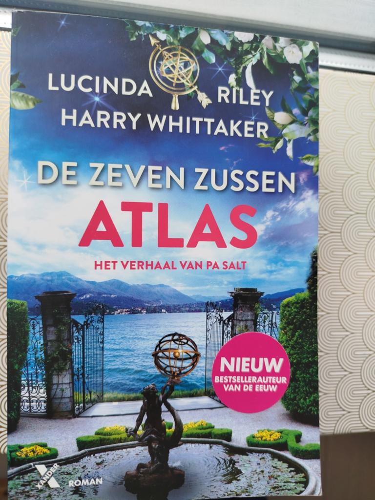De Zeven Zussen Atlas: Het Verhaal van Pa Salt - Lucinda Ril, Ophalen of Verzenden, Nieuw, Lucinda Riley, Harry Whittaker, Nederland