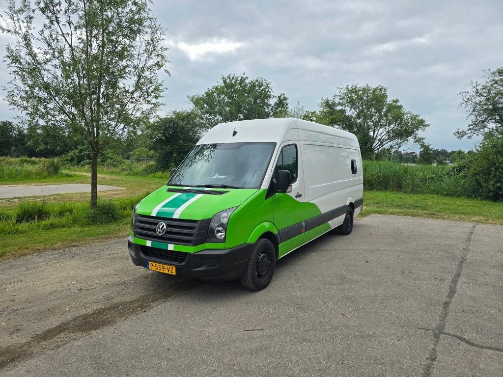 Offgrid, 3 persoons zelfbouw camper VW Crafter, Chemisch toilet, Volkswagen, 6 tot 7 meter, Tot en met 3