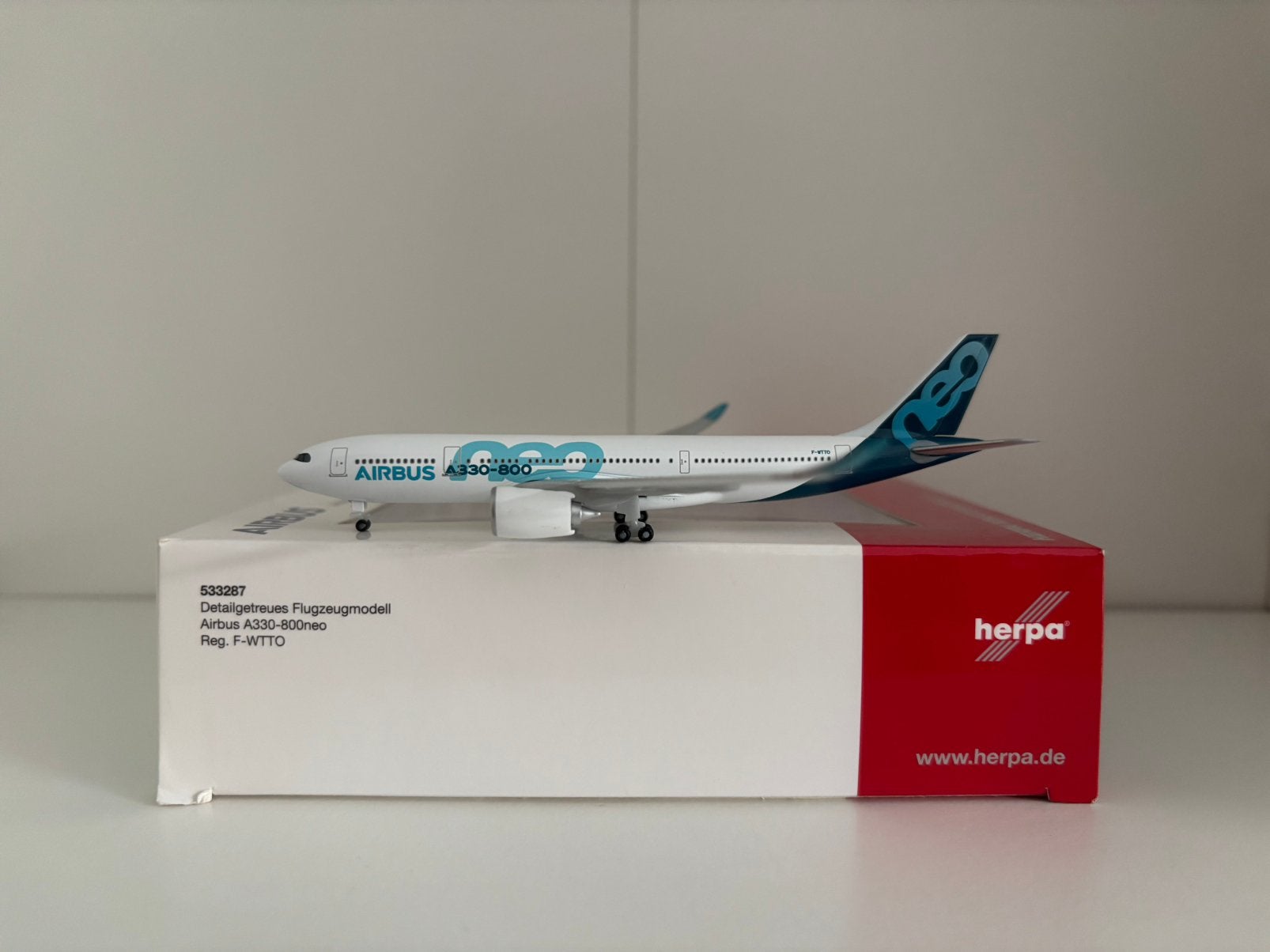 Herpa 533287 Airbus A330-800neo 1:500, Ophalen of Verzenden, Zo goed als nieuw, Schaalmodel