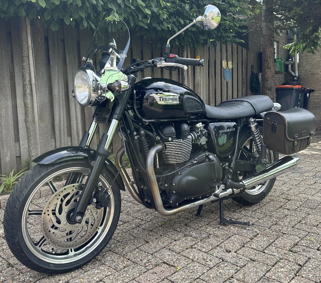 Triuimph Bonneville T100 SE  2014 | 14.725, Motoren, Handvatverwarming, 2 cilinders, Occasion, Motorrijbewijs A