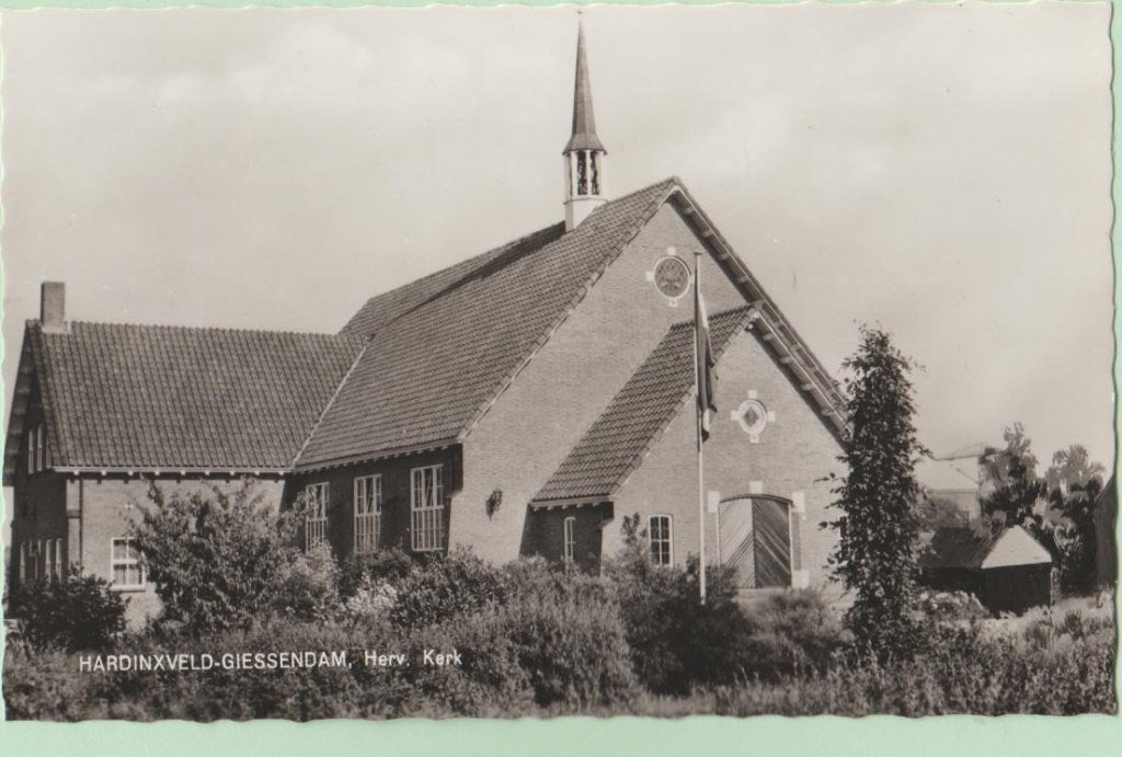 Hardinxveld-Giessendam Herv. kerk 1961, Verzamelen, Ophalen, 1940 tot 1960, Ongelopen, Zuid-Holland
