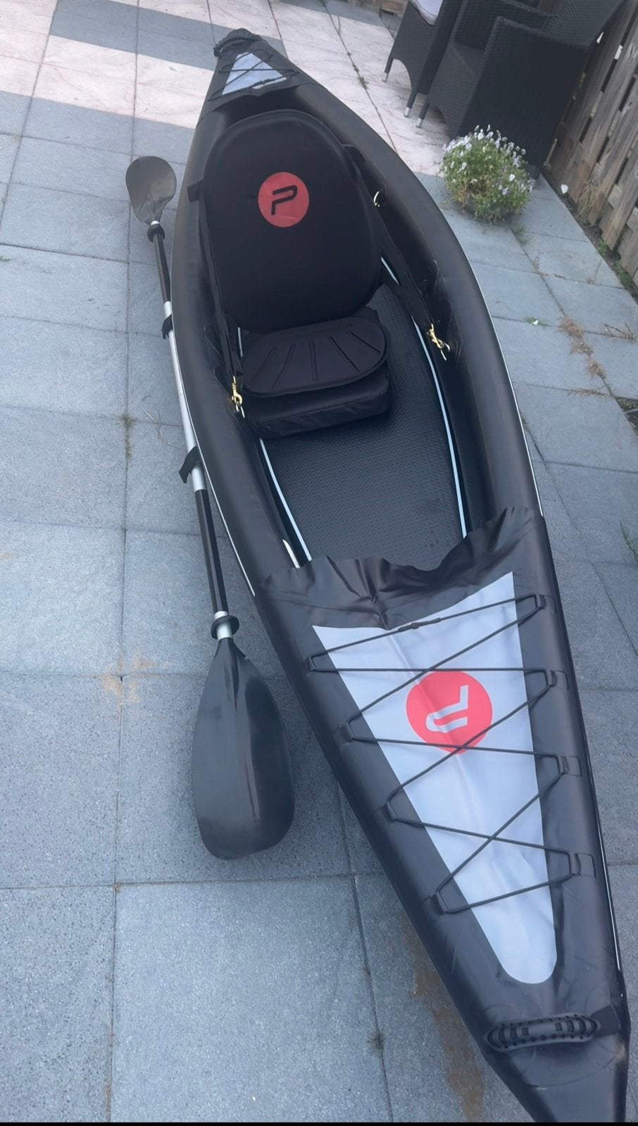 Nieuwe kayak, Ophalen, Zo goed als nieuw, Eén persoon, Kajak