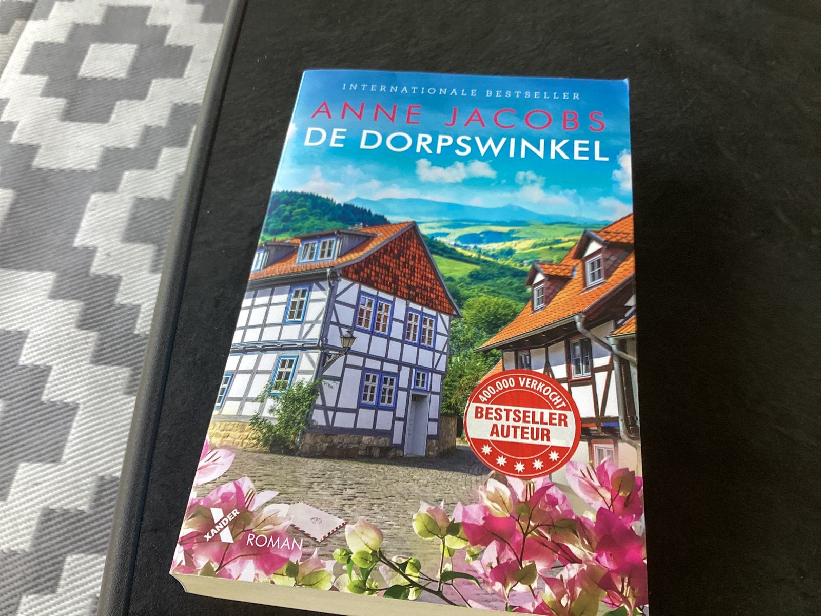 De Dorpswinkel ( Anne Jacobs), Ophalen, Zo goed als nieuw