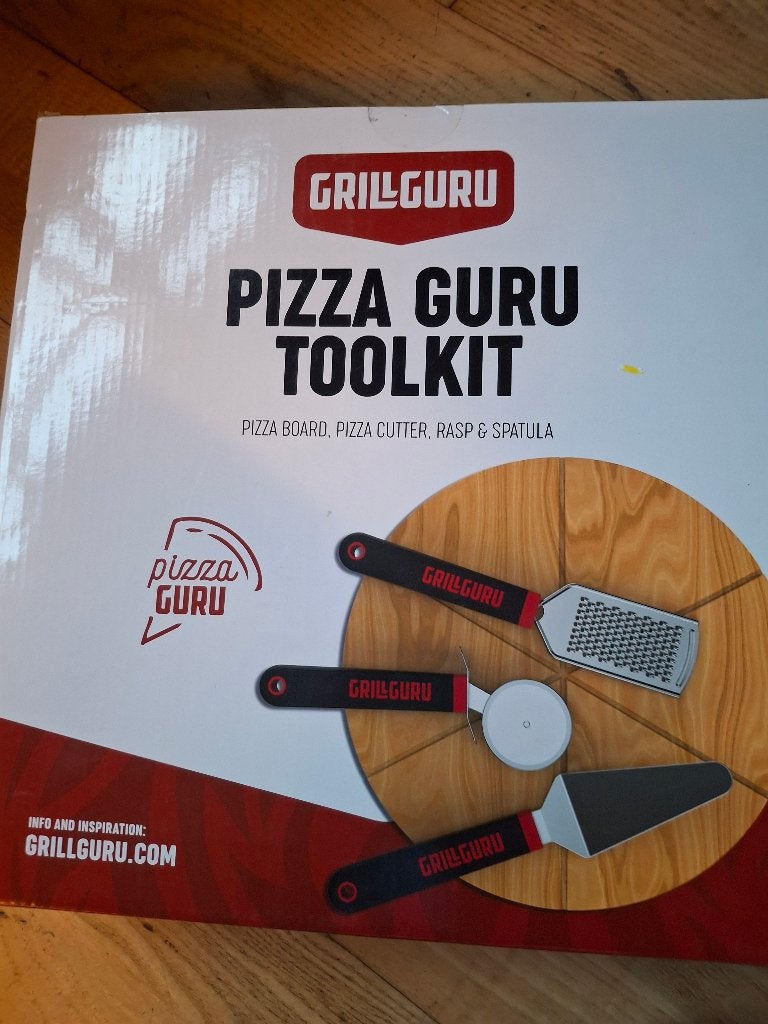 ​pizza guru toolkit snijplank, snijder, mes, rasp, nieuw, Ophalen of Verzenden, Nieuw