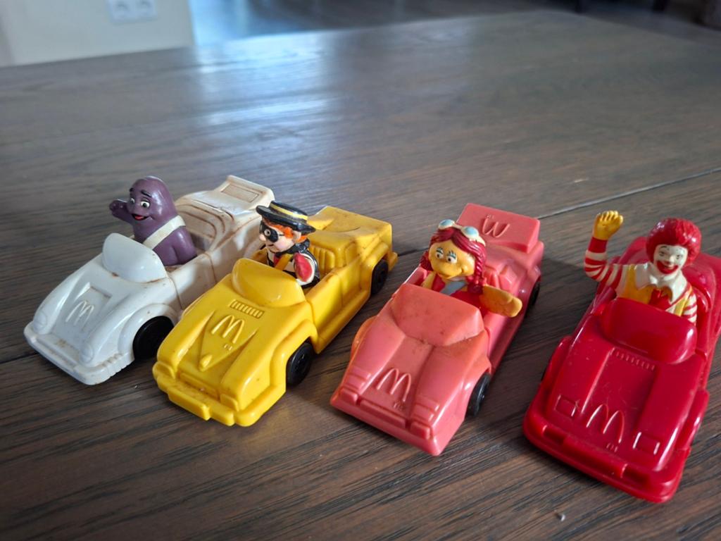 McDonald's Happy Meal Speelgoed Auto's - Set van 4, Ophalen of Verzenden, Gebruikt