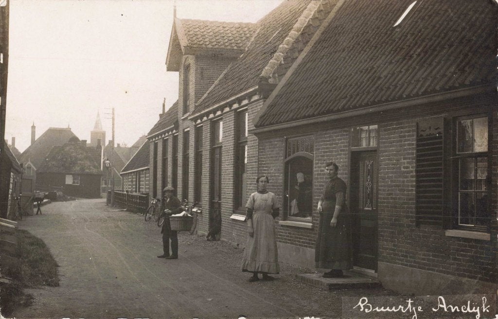 Andijk Buurtje oude fotokaart van fotograaf Jonker ZR1339, Ophalen, Voor 1920, Ongelopen, Noord-Holland