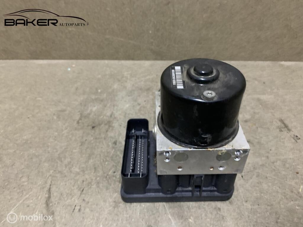 ABS pomp Volvo V50 ('04-'12) 30736589A, Auto-onderdelen, Gebruikt, Ophalen of Verzenden, Volvo, Volvo