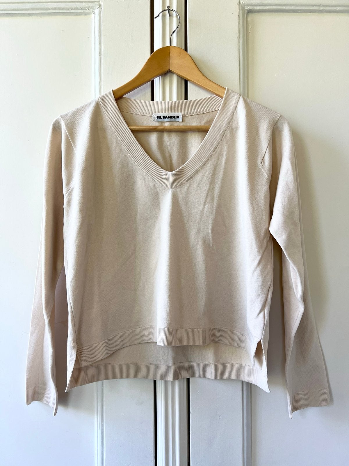 Jil Sander truitje beige - langer achter, maat 34, Ophalen of Verzenden, Zo goed als nieuw, Maat 34 (XS) of kleiner, Beige