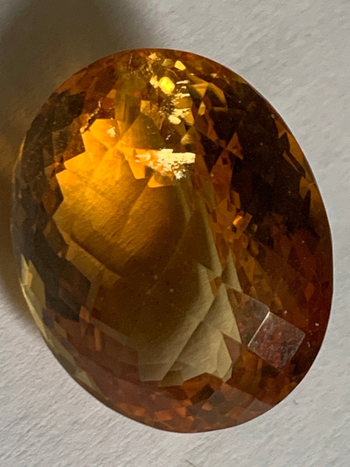 Edelsteen citrine 20,49 crt met certificaat, Ophalen of Verzenden, Nieuw