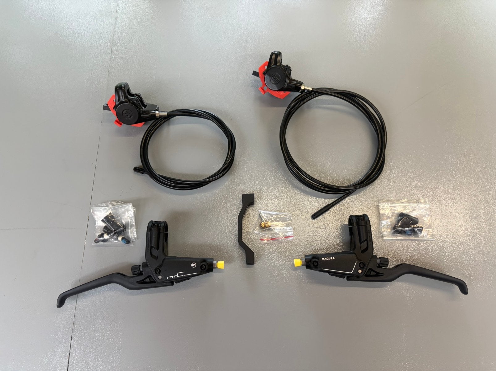 Magura Hydraulische Schijfremset CT voor / achter, Ophalen, Zo goed als nieuw, Remmen