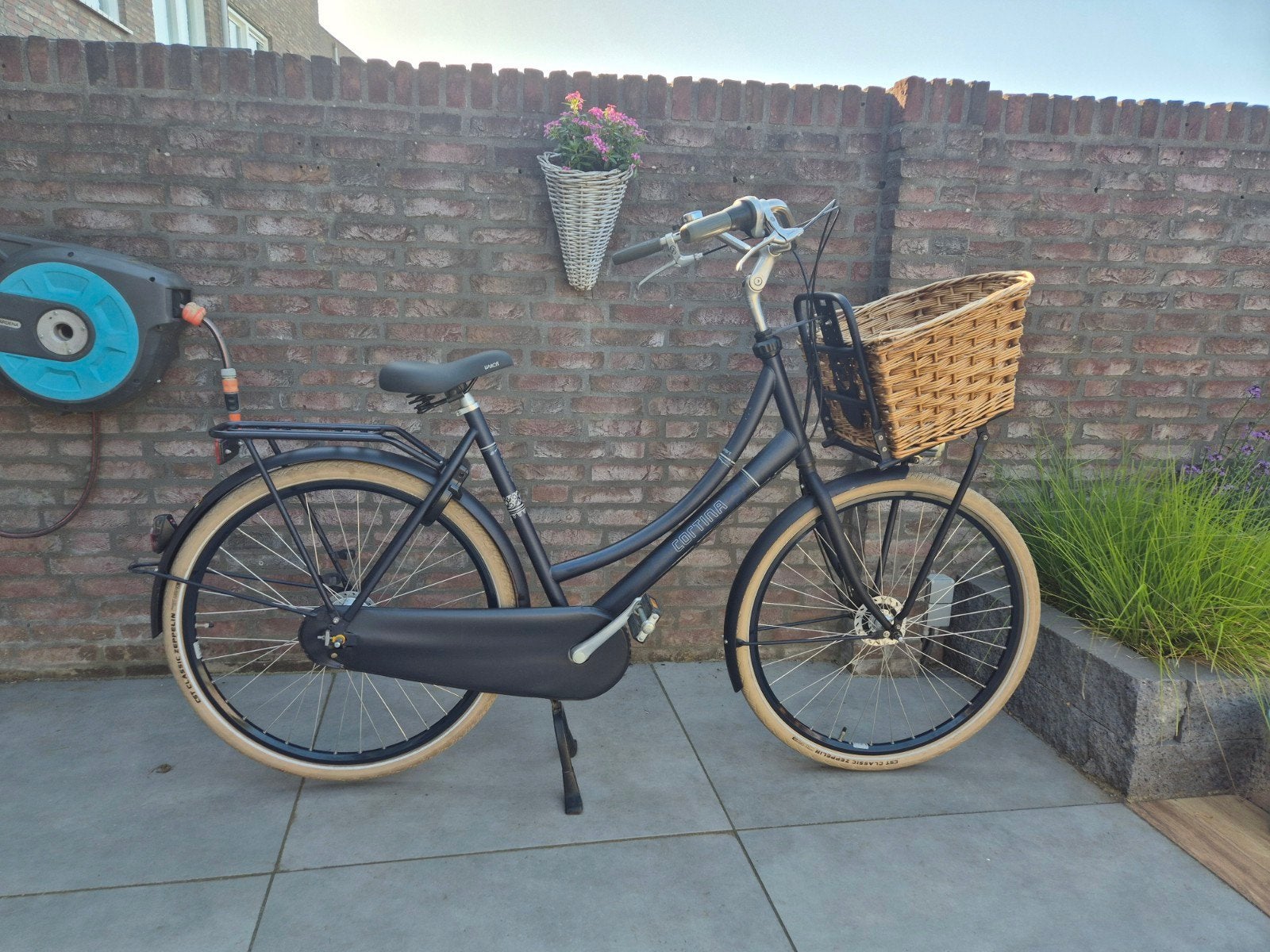Cortina Roots transport fiets incl. mand, Fietsen en Brommers, Fietsen | Dames | Moederfietsen, Gebruikt, Overige merken, 56 cm of meer