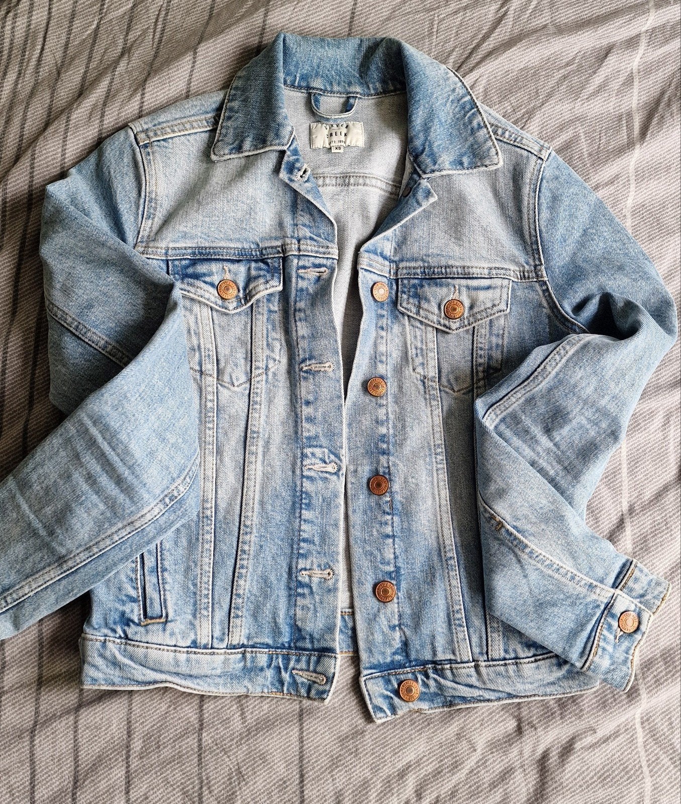 Lichtblauwe spijkerjasje van Silvercreek, maat XS, Blauw, Ophalen of Verzenden, Zo goed als nieuw, Maat 34 (XS) of kleiner