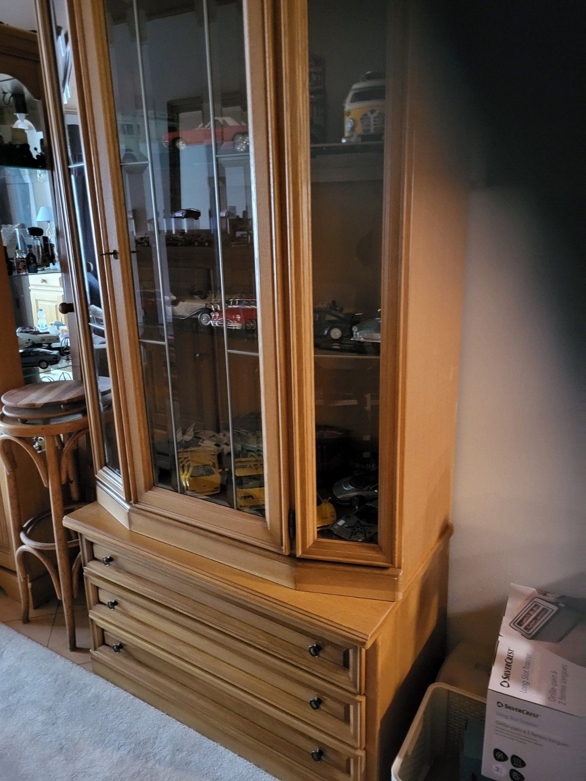 licht eiken vitrine kast met verlichting, Ophalen, Gebruikt, 200 cm of meer, Glas