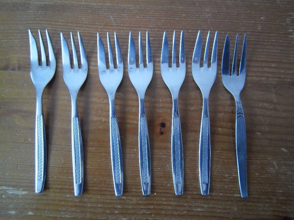 6 gebaksvorkjes sarosil 18/8, Gebruikt, Gebaksvork, Los bestek, Ophalen of Verzenden