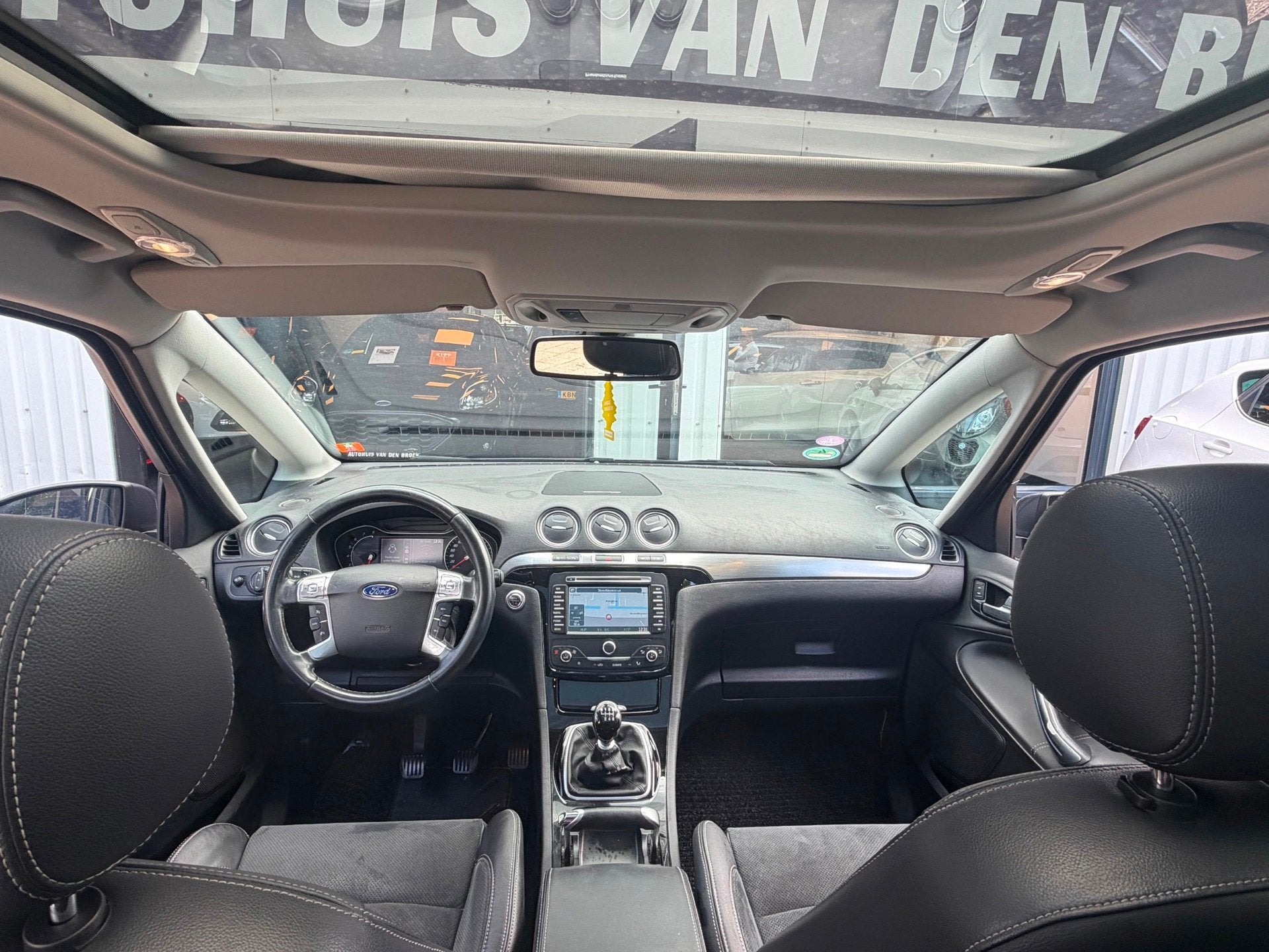 Ford S-Max 1.6 EcoBoost Titanium|Pano|Navi|Clima|Cruise|Trek, Auto's, Ford, Voorwielaandrijving, Gebruikt, Zwart, 4 cilinders