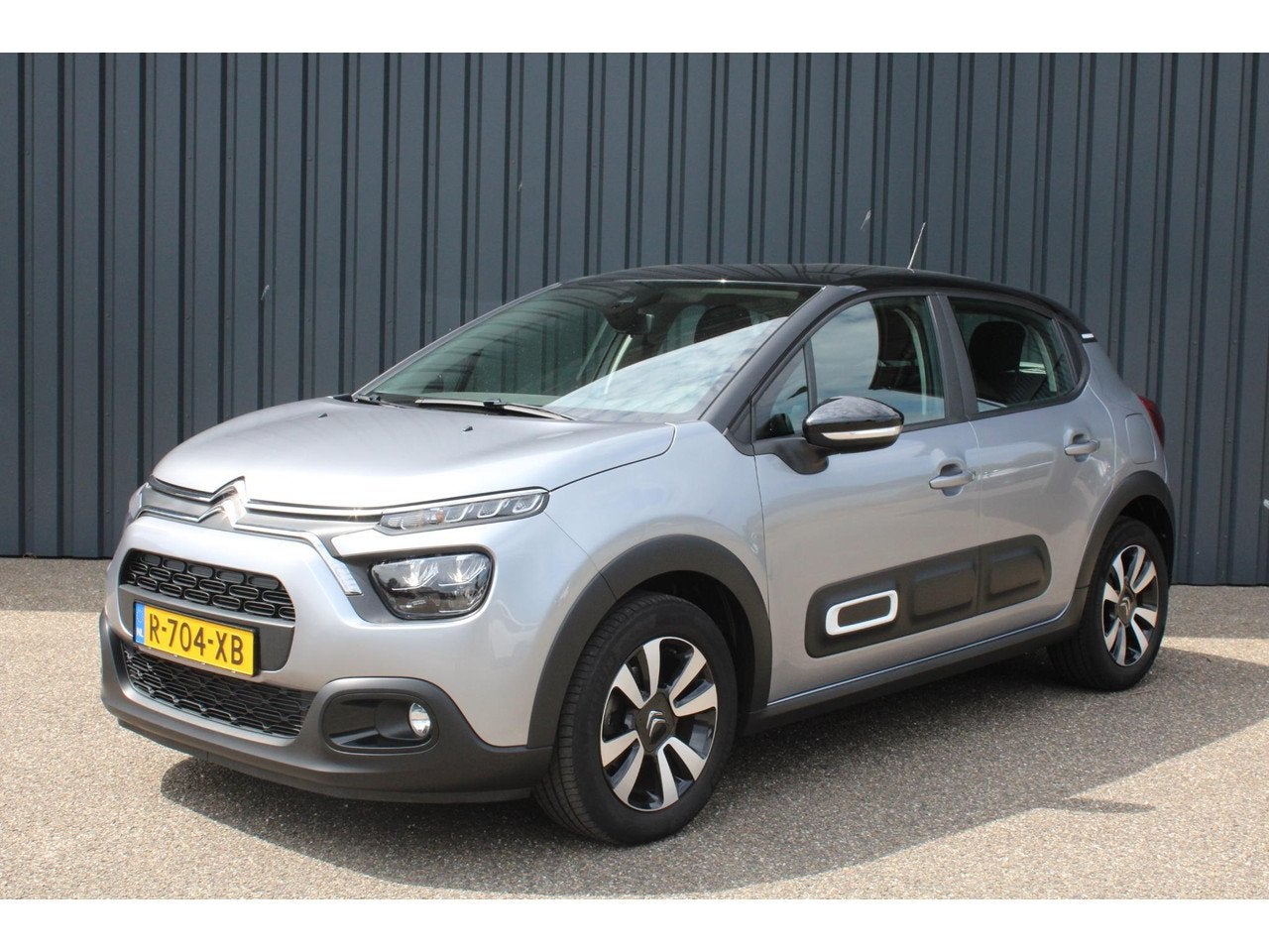 Citroën C3 1.2 PureTech Business Automaat | Navigatie | DAB, 450 kg, Gebruikt, 1199 cc, Start-stop-systeem