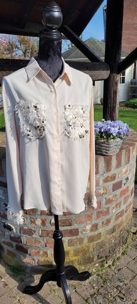UNIKA creme blouse met leuke veertjes maat L Nieuw, Beige, Maat 42/44 (L), Nieuw, Ophalen of Verzenden
