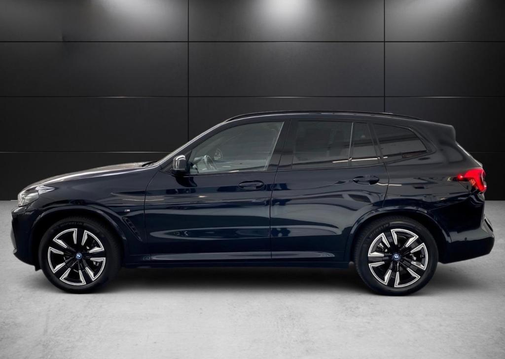 BMW iX3 High Executive M Sport |56.300km |BMW Garantie |Pano, Auto's, BMW, Automaat, 34 min, Achterwielaandrijving, Zwart