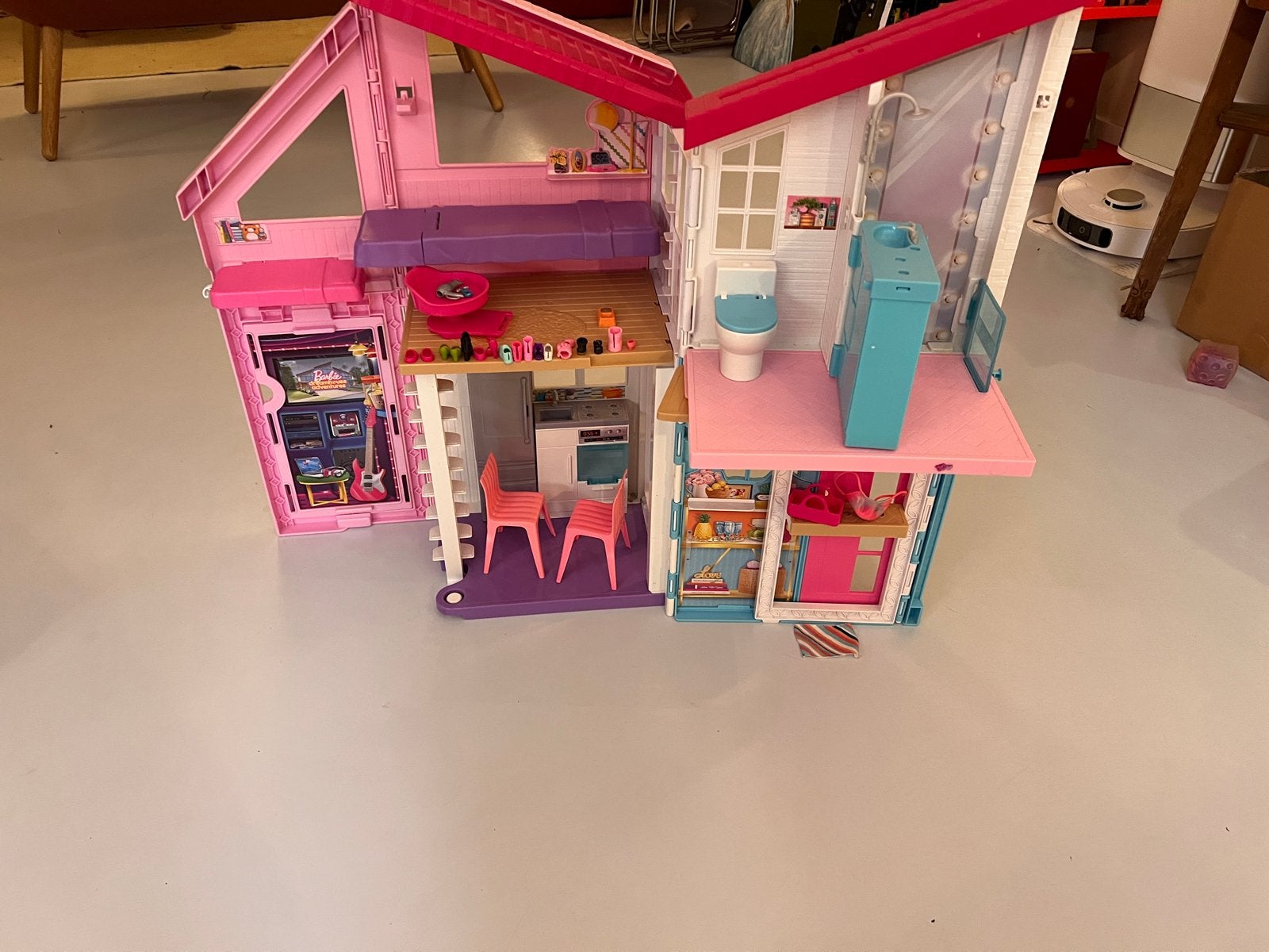 Barbie Droomhuis - Groot opklapbaar Poppenhuis, Ophalen, Gebruikt, Poppenhuis