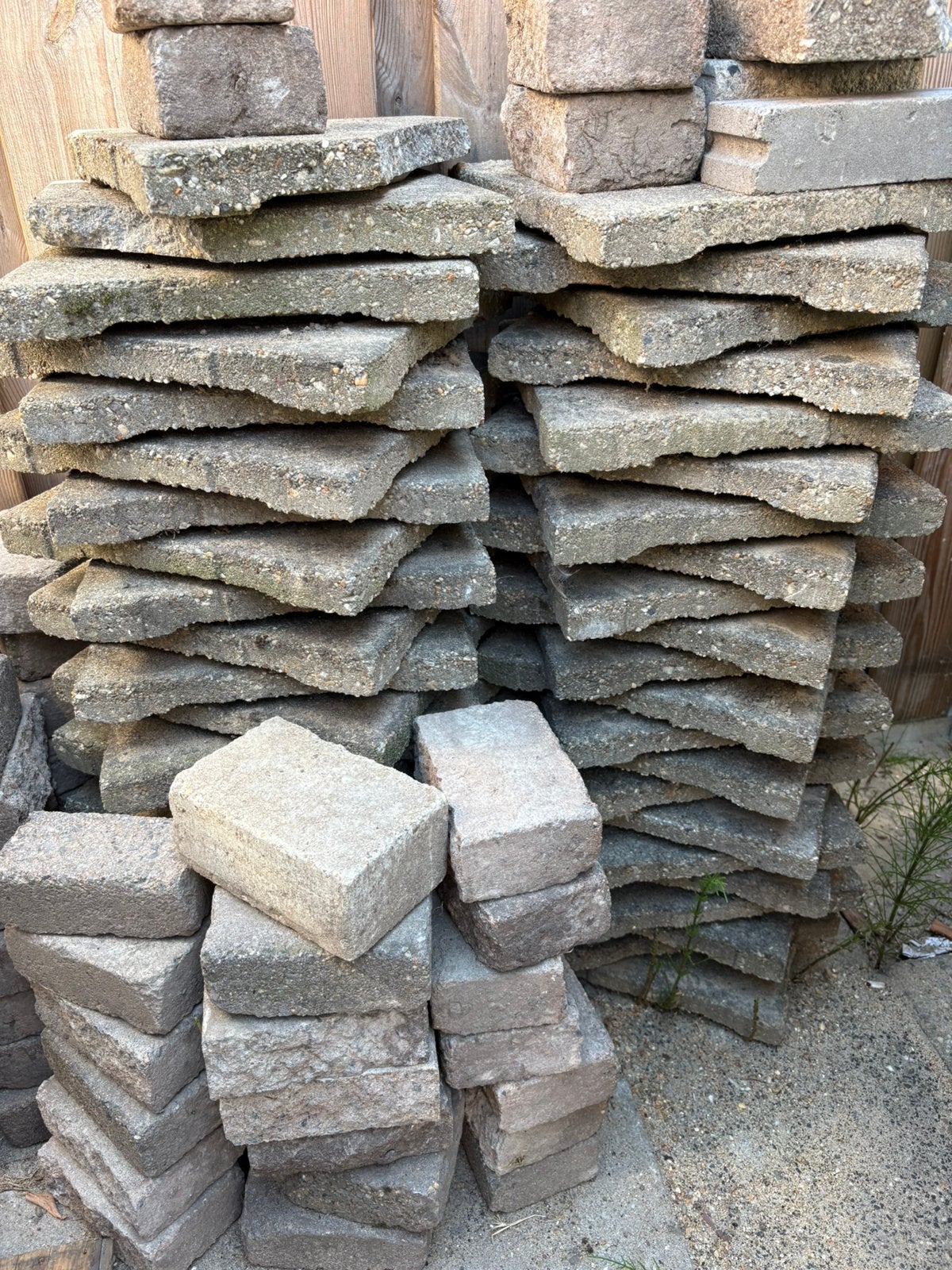 Stapel stoeptegels (40st), Tuin en Terras, Ophalen, Zo goed als nieuw, Beton, Overige typen