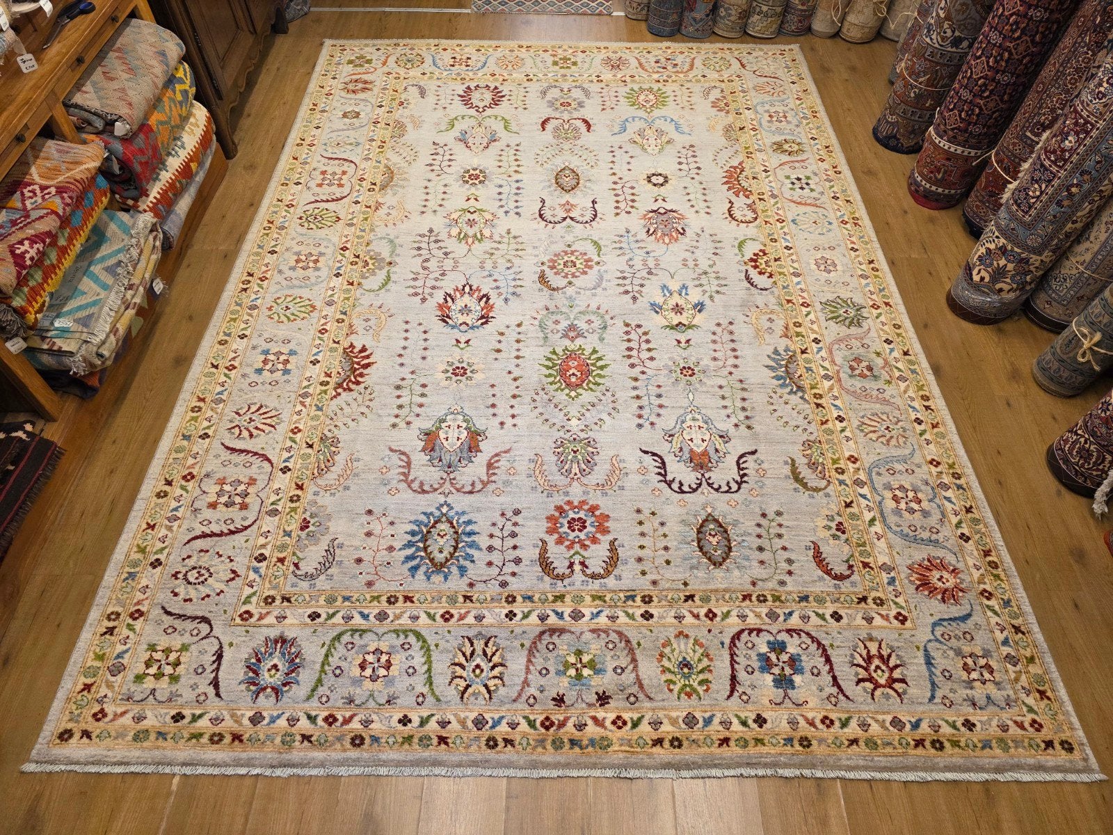 Handgeknoopt oosters tapijt loribaf 357x252