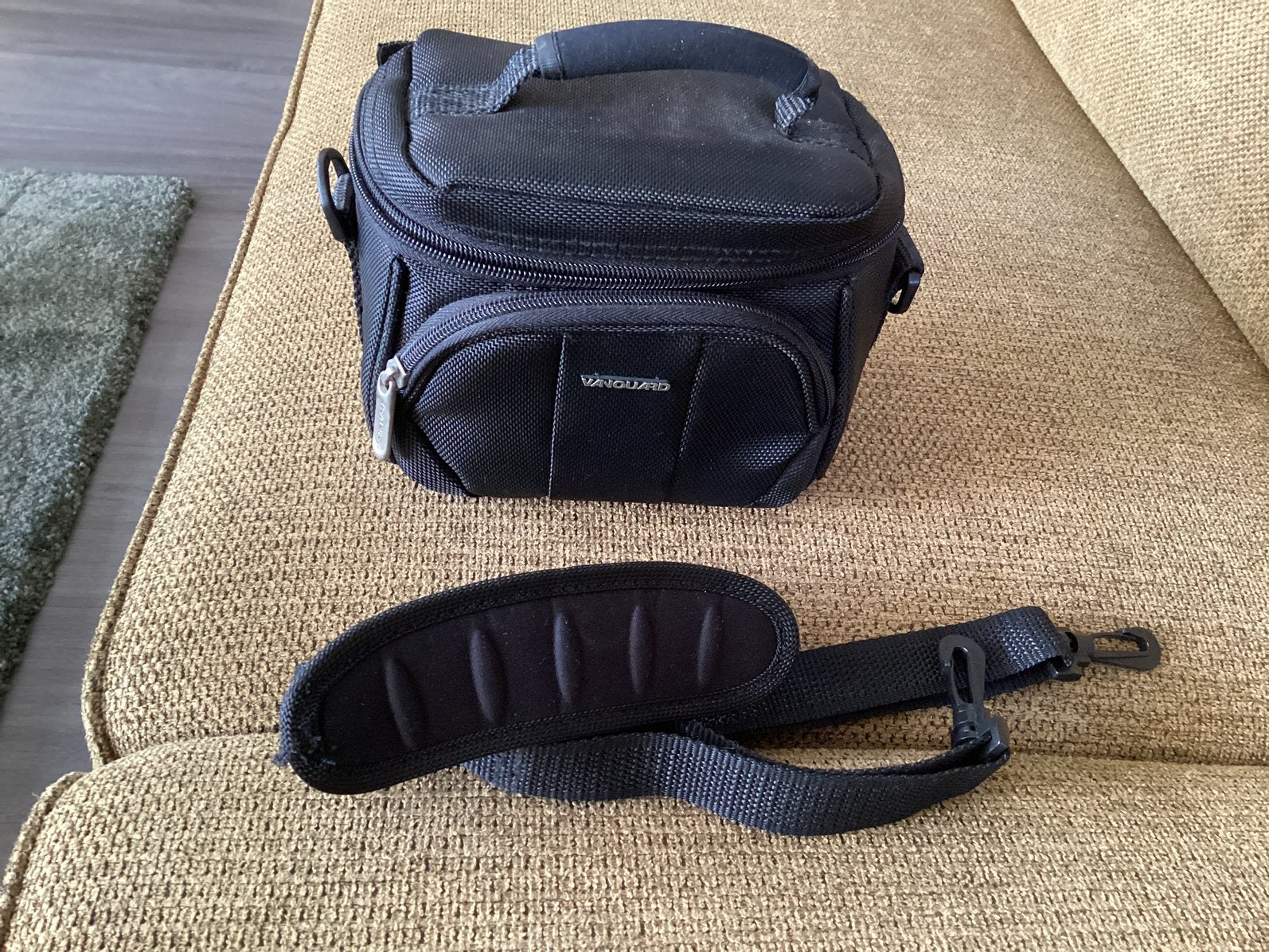 Camera tasje Met schouderriem. 15-15-15  cm Zwart. Z G A N., Ophalen, Schoudertas, Overige merken