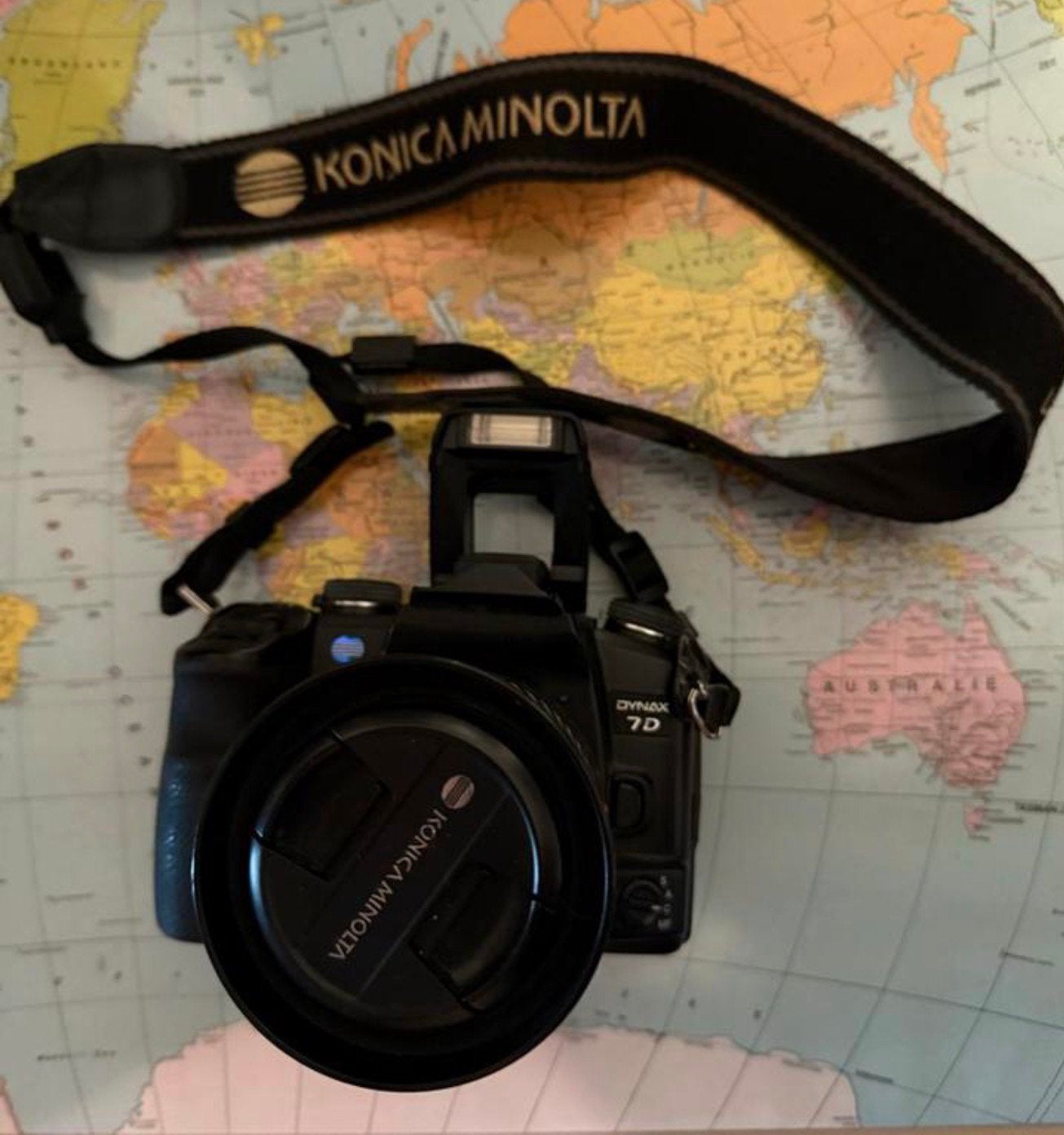 Te koop Konica Minolta D7 met extra lenzen en flitser, Spiegelreflex, Konica, Ophalen of Verzenden, Zo goed als nieuw