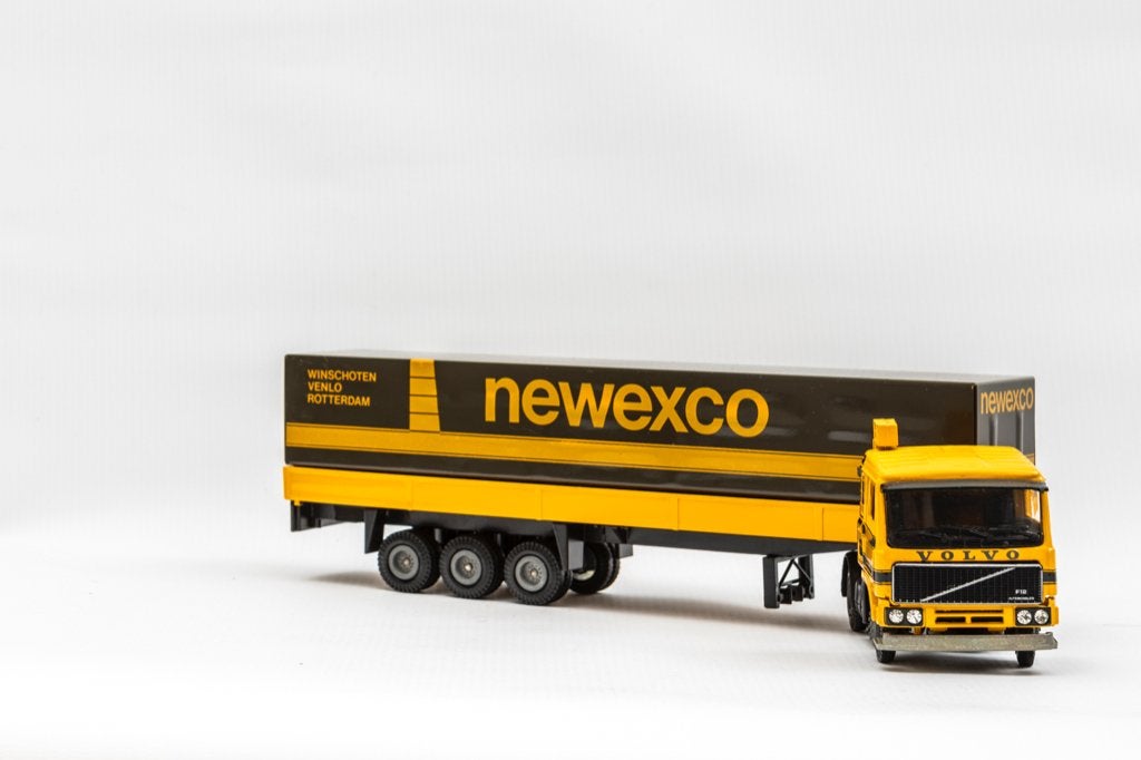 Volvo F12 Newexco, Winschoten '80's, Hobby en Vrije tijd, Modelauto's | 1:50, Ophalen of Verzenden, Zo goed als nieuw, Bus of Vrachtwagen