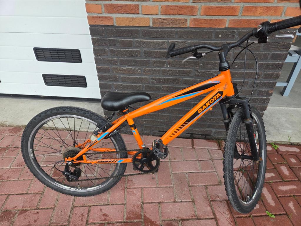 Dakota fiets - onderhoud nodig, Ophalen, 20 inch of meer, Gebruikt, Velgrem