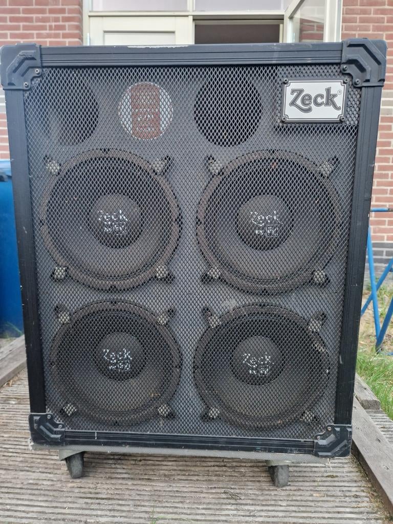 Zeck Bas Cabinet EV geladen, Muziek en Instrumenten, Versterkers | Bas en Gitaar, Ophalen of Verzenden, 100 watt of meer