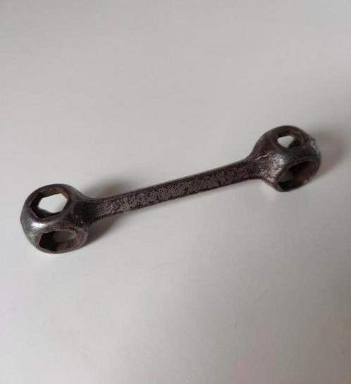 Antieke moersleutel vintage, Ophalen of Verzenden