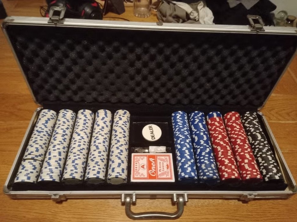 Luxe pokerset 500 chips, Hobby en Vrije tijd, Een of twee spelers, Ophalen of Verzenden, Gebruikt