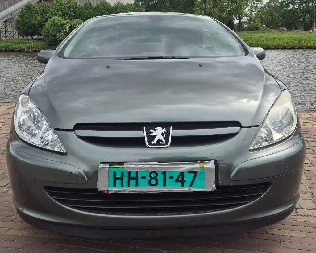 Peugeot 307 2.0 16V CC AUT 2004 Grijs, Auto's, Peugeot, Zwart, 4 cilinders, Cabriolet, 4 stoelen
