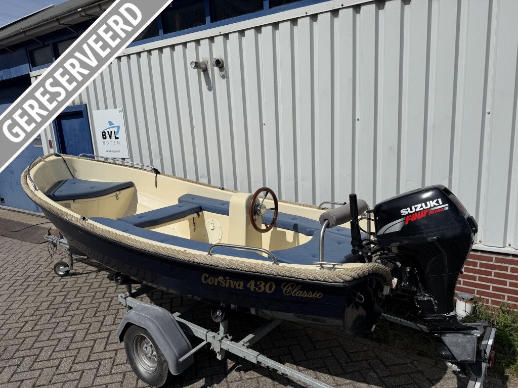 Prachtige Corsiva 430 Classis 9,9pk Suzuki kussenset en dekz, Watersport en Boten, Niet ingevuld, 4 m, Niet ingevuld, 2 m