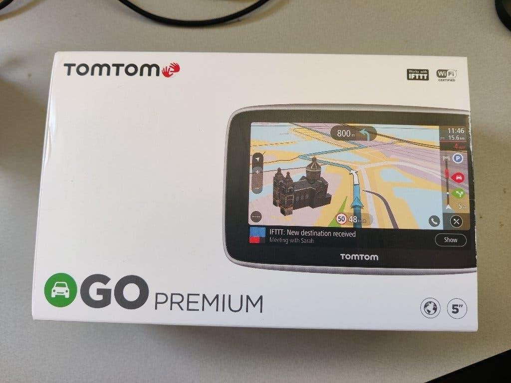 TomTom GO Premium navigatiesysteem, Auto diversen, Ophalen of Verzenden, Zo goed als nieuw