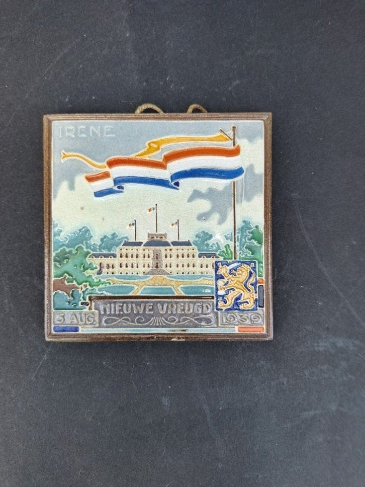 Irene Nieuwe -Vreugd 5 augustus 1939 Westraven, Ophalen of Verzenden, Servies