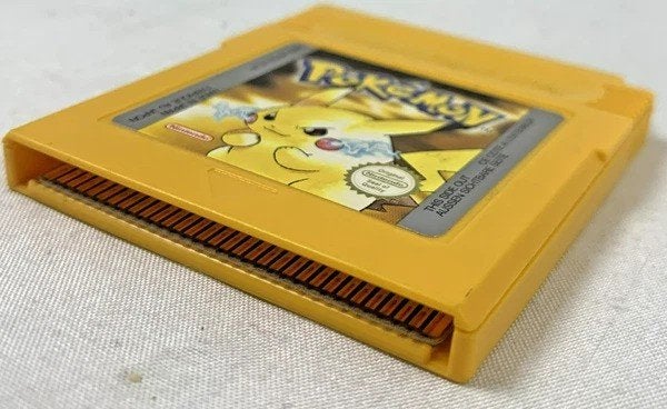 Pokémon Gele Editie Pikachu Game Boy en Trainer's Gids 1999, Verzenden, 1 speler, Zo goed als nieuw, Vanaf 3 jaar