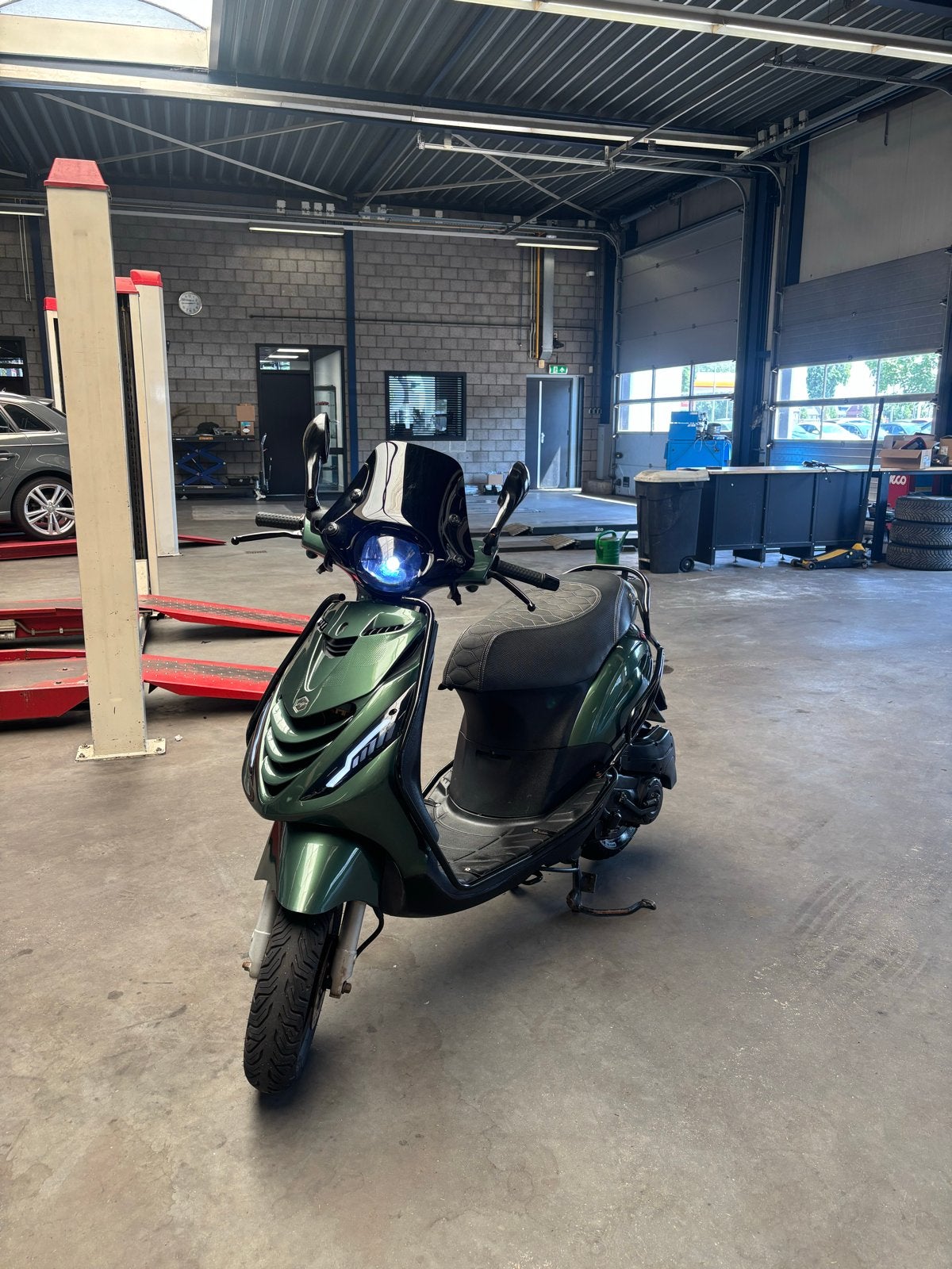 Piaggio Zip 4T2V 50cc, Fietsen en Brommers, Brommeronderdelen | Snorfietsen, Gebruikt, Piaggio, Overige typen, Ophalen