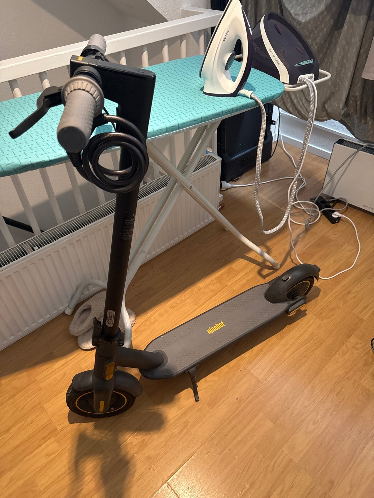 Ninebot Max G30 - Zo goed als nieuw, inclusief accessoires, Ophalen, Zo goed als nieuw, Elektrische step (E-scooter)