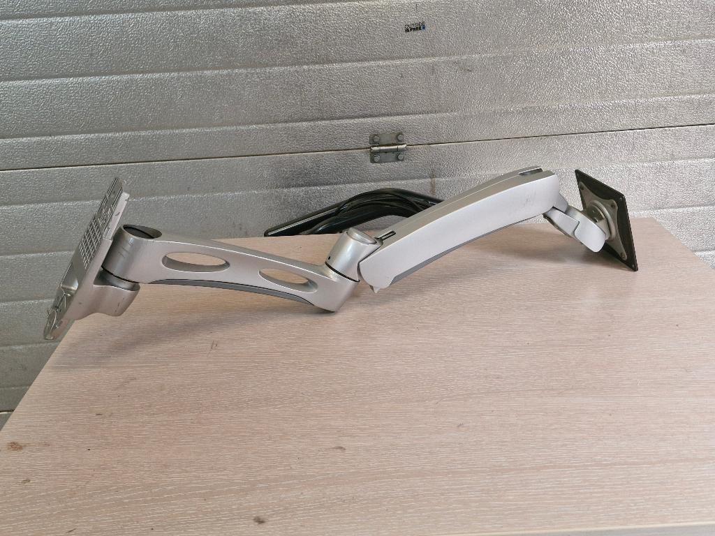 Ergotron monitorarm voor wand montage, Computers en Software, Monitoren, Draaibaar, Info.nl@ergotron.com, Ophalen of Verzenden