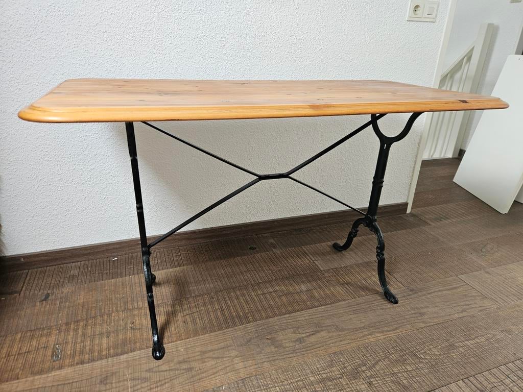 Bureautafel met rieten stoel, Huis en Inrichting, Tafels | Eettafels, Ophalen, Gebruikt, 100 tot 150 cm, 50 tot 100 cm