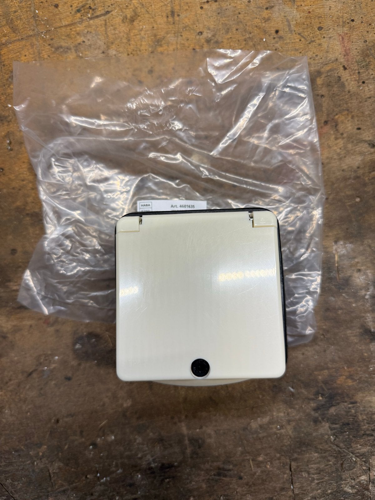 HABA Schuko stopcontact 230V, wit - Nieuw in verpakking, Caravans en Kamperen, Ophalen of Verzenden, Nieuw