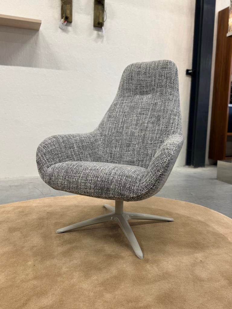 Nieuw Pode Spot Two Draaifauteuil Migo stof Design stoel, Huis en Inrichting, Fauteuils, Nieuw, Stof, 50 tot 75 cm, 75 tot 100 cm