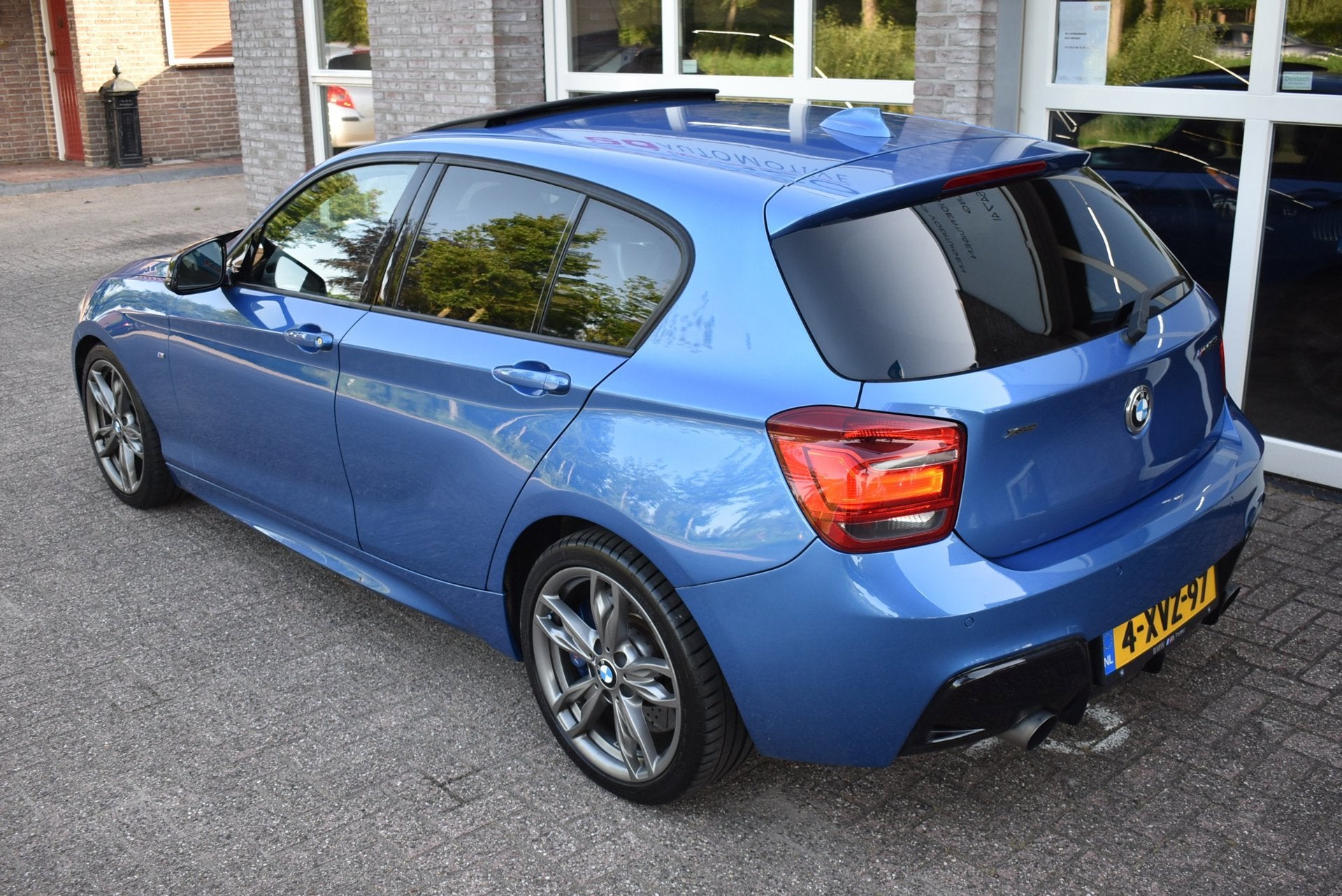 BMW 1-serie M135i xDrive High Executive Cruise Stoelv Goed o, Auto's, Gebruikt, Vierwielaandrijving, Onderhoudsboekje, 2979 cc