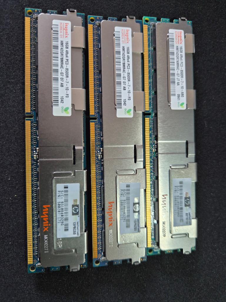 3xHynix 16GB DDR3 RAM PC3-8500R Server Geheugen, Computers en Software, RAM geheugen, Gebruikt, Server, DDR3, Ophalen of Verzenden